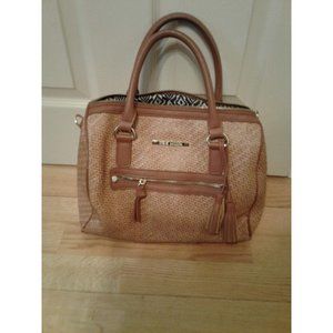 STEVE MADDEN WICKER LOOK PURSE. TAN